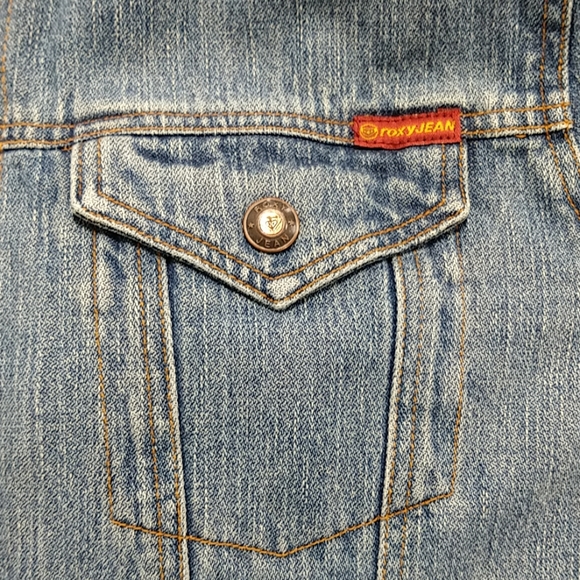 Denim jacket with faux shearling lining - Picture 4 of 7